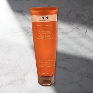 Ren Clean Skincare Perfect Canvas Clean Jelly Oil Cleanser